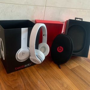 Beats by Dre Solo 2 White